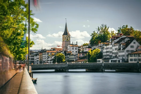 Helvetischebank zuerich limmat stpeter 1